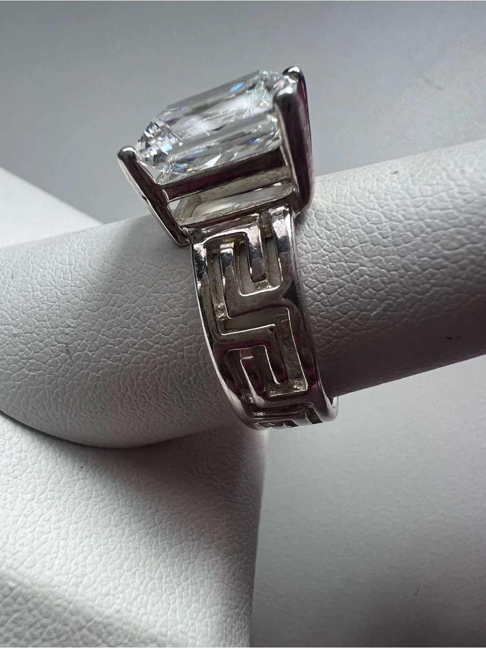 Vintage Diamonique DQ CZ 925 Sterling Silver Greek Key Ring Size 9